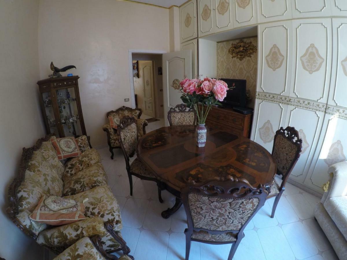 B&B Goldmund 那不勒斯 外观 照片